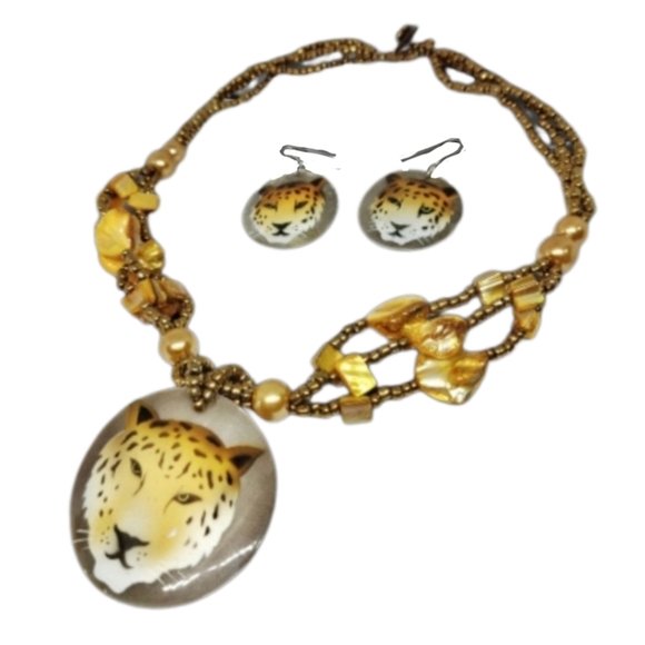 Yellow Cheetah Necklace & Earrings Set Glass Beads Statement Pendant NWOT - Picture 2 of 5